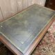 Bureau plat d de style Anglais en acajou