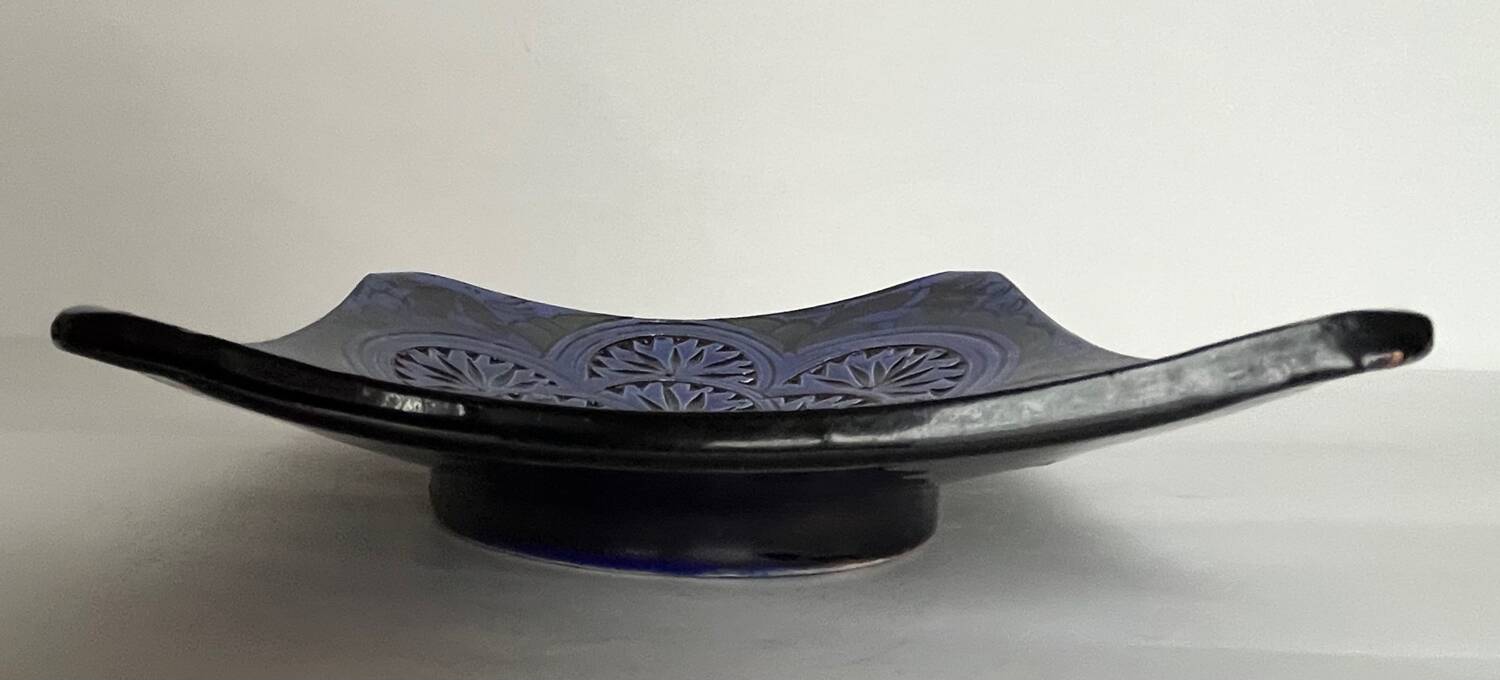 Ceramic pocket tray