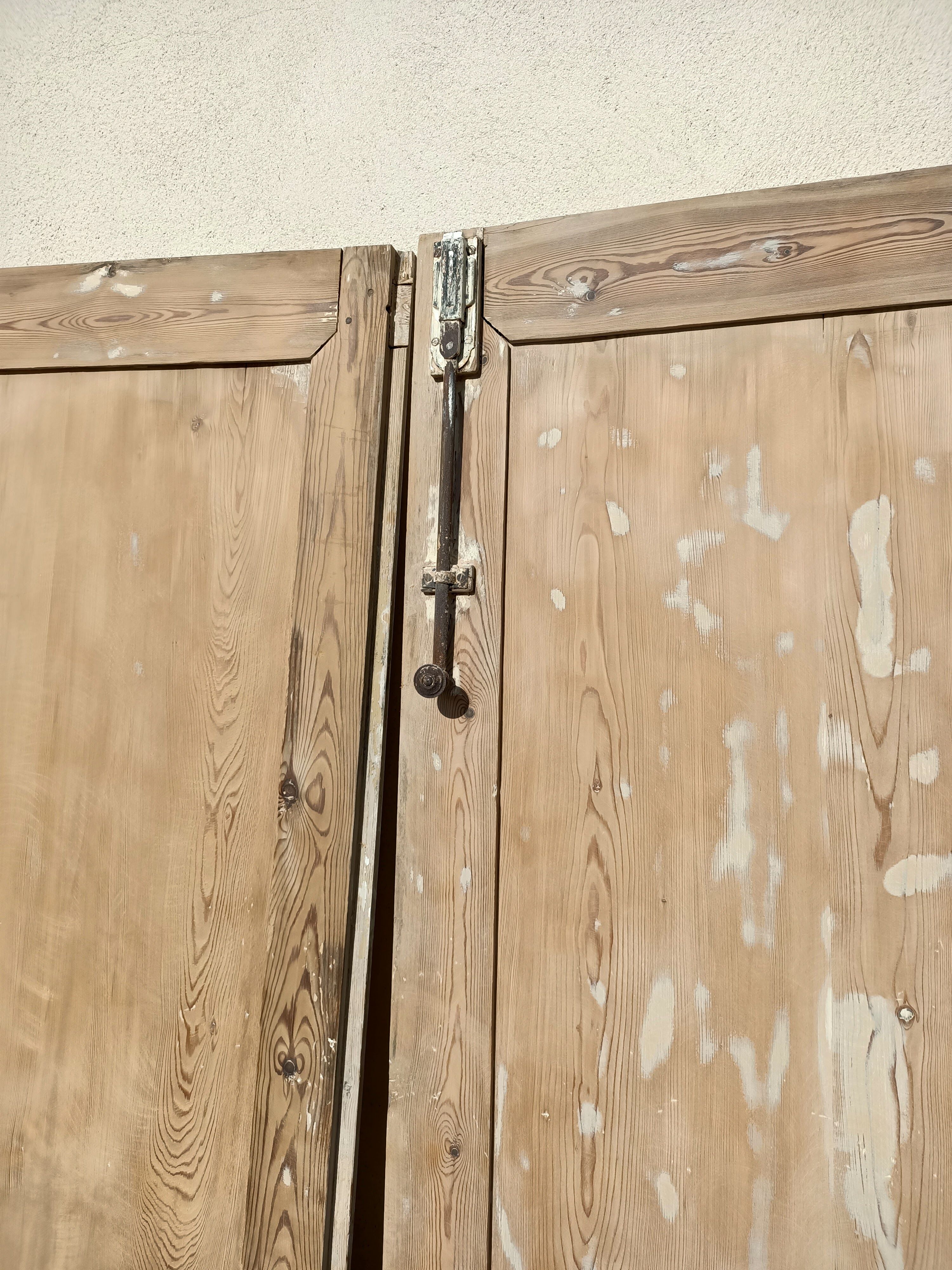 Old doors 232x113