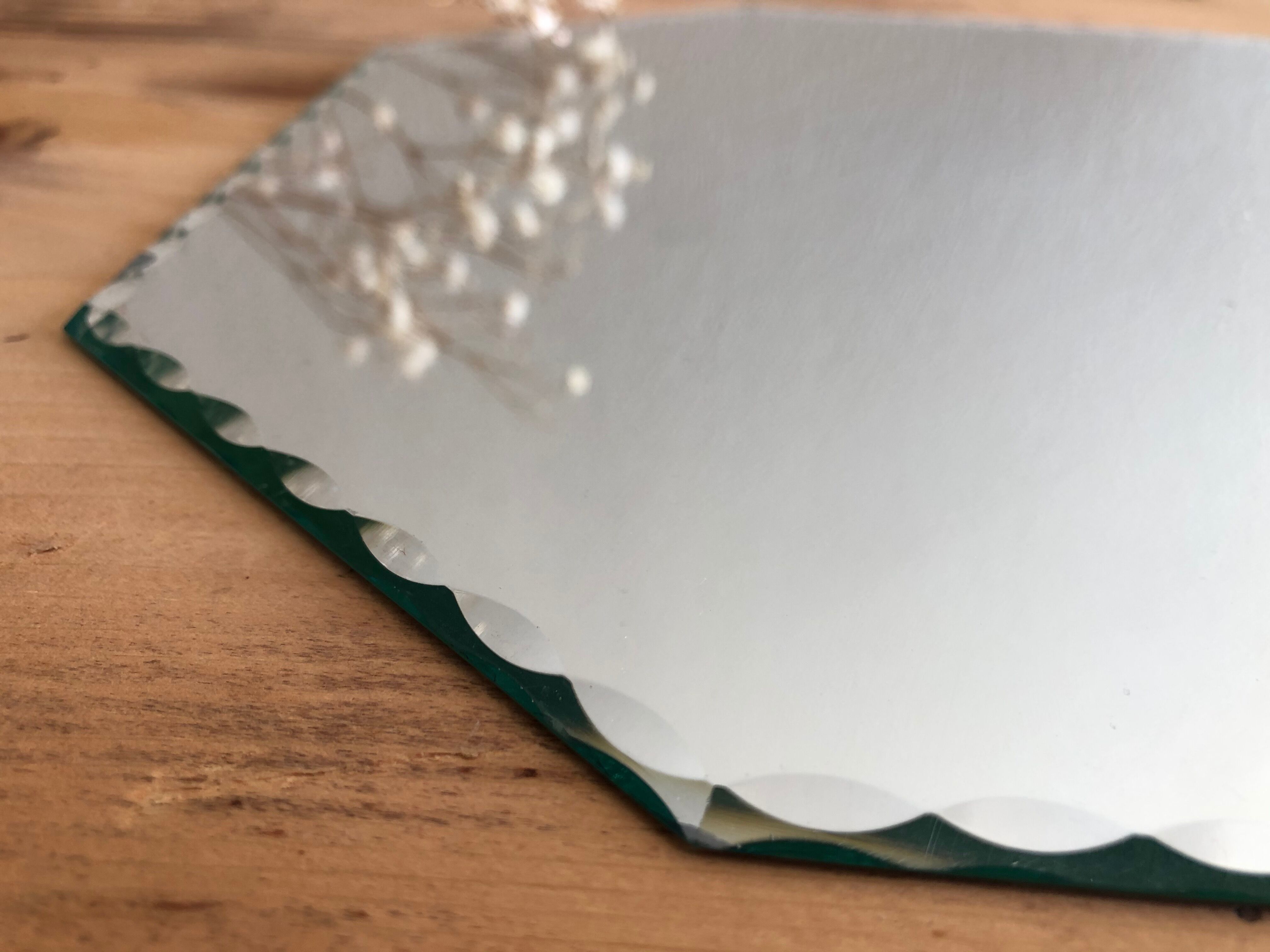 Octagonal bevelled mirror - 31 x 24 cm