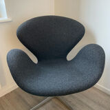 Swan armchair by Arne Jacobsen for Fritz Hansen