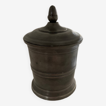 Lidded pot