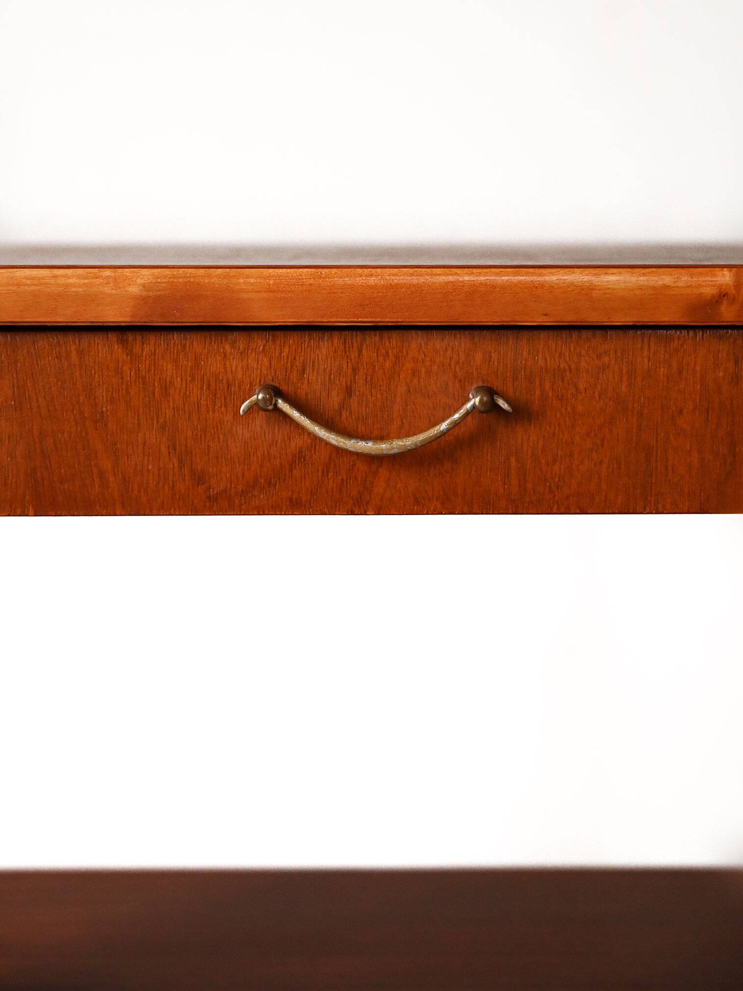 Table de chevet scandinave en teck et acajou des années 1950