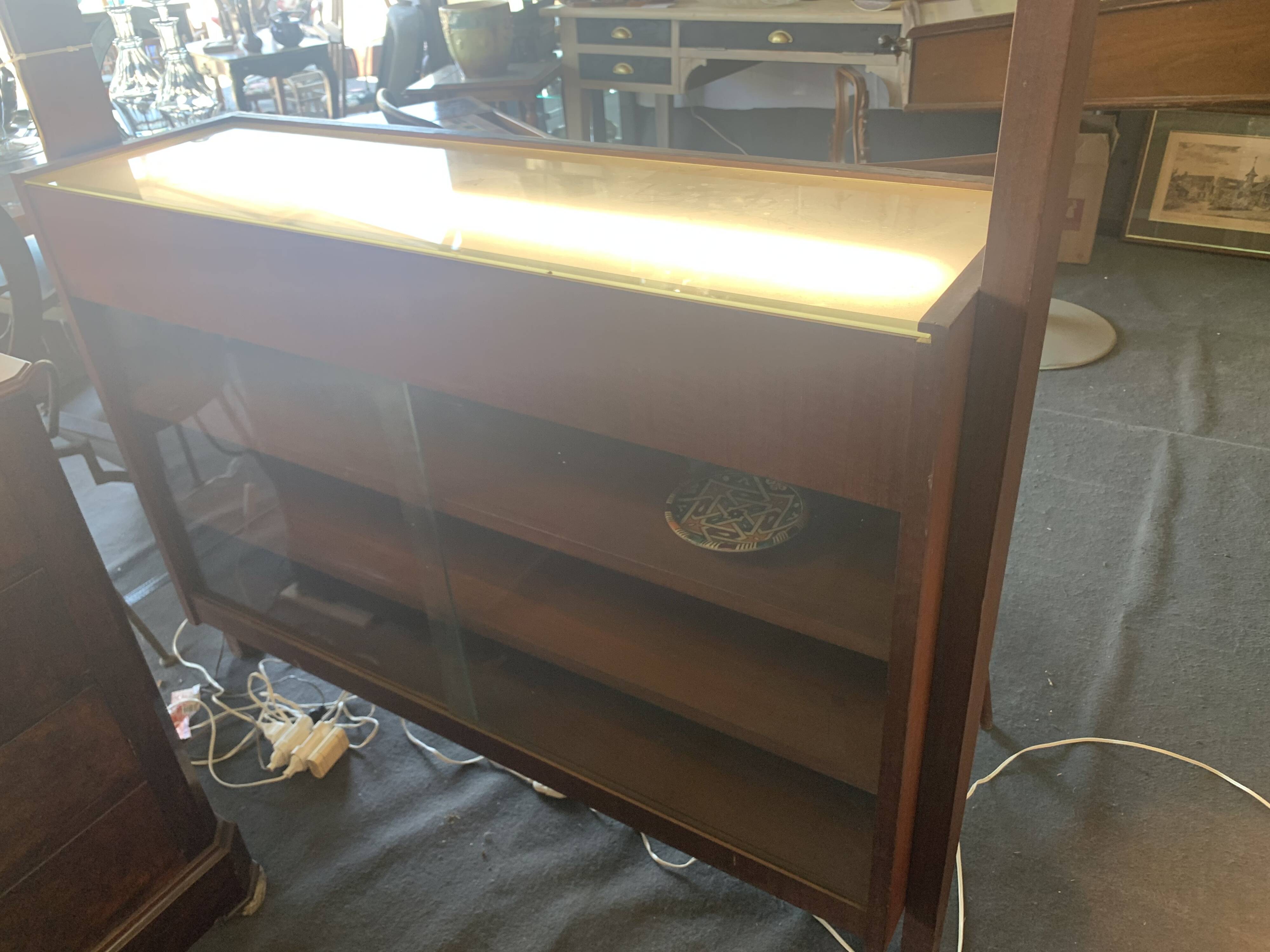 Bar en bois fruitier