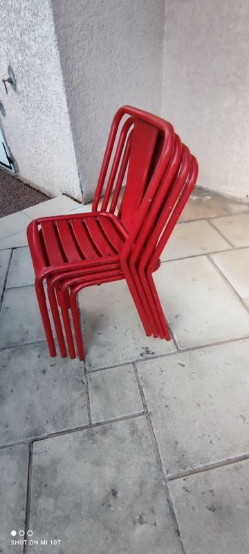 Chaises tolix modèle T4