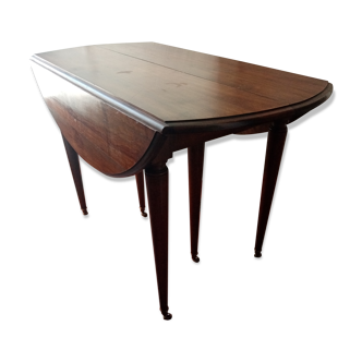 Round table falling at six feet with 3 extension total 2.25 meters