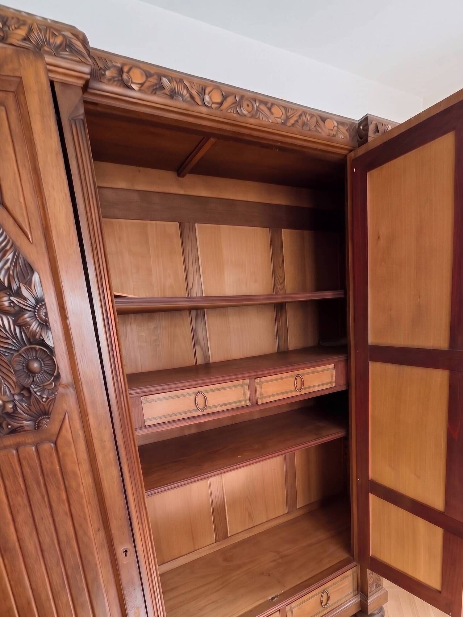 Art Deco wardrobe in solid wood with mirror