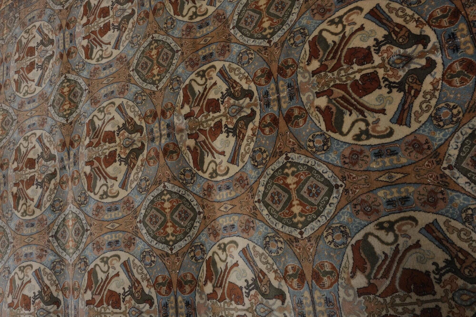 Vintage Turkish Oushak rug 200x282 cm