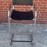 Tabouret de bar vintage en cuir noir et chrome, Italie