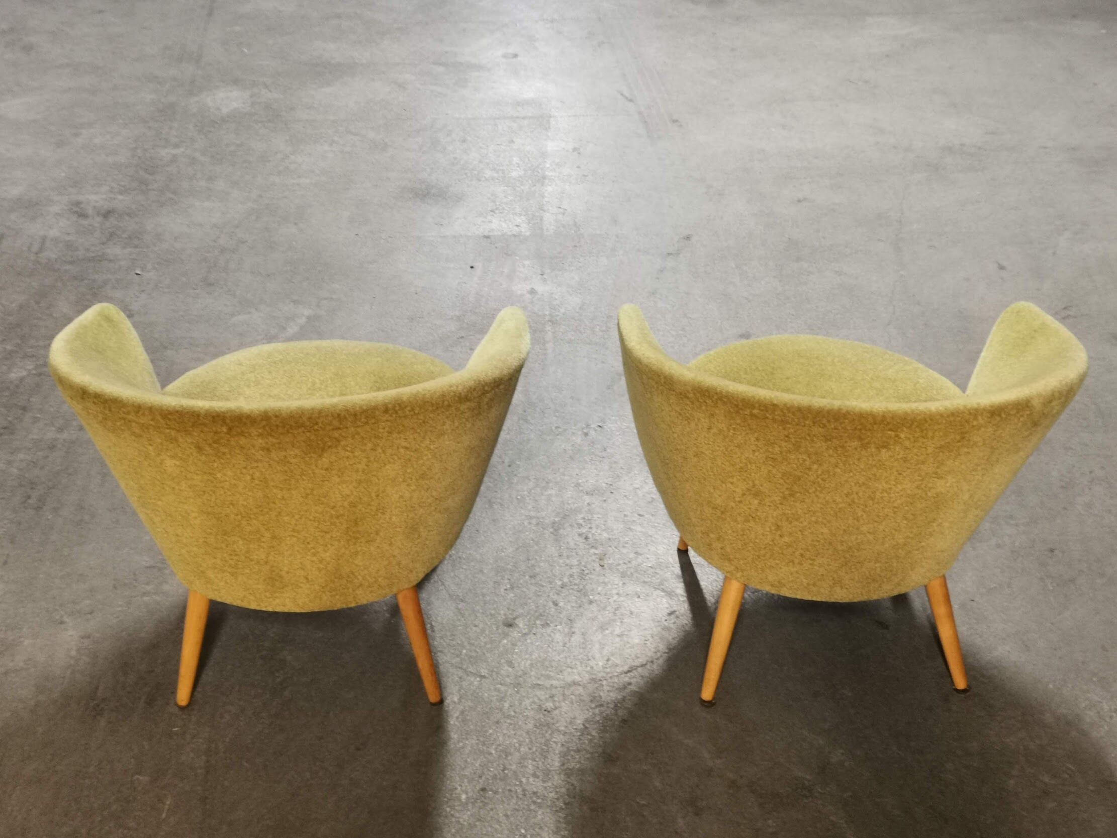 Chair round modernist graphic velvet thick yellow