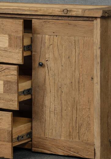 Chest of drawers made from solid 19th-century oak, handcrafted from reclaim