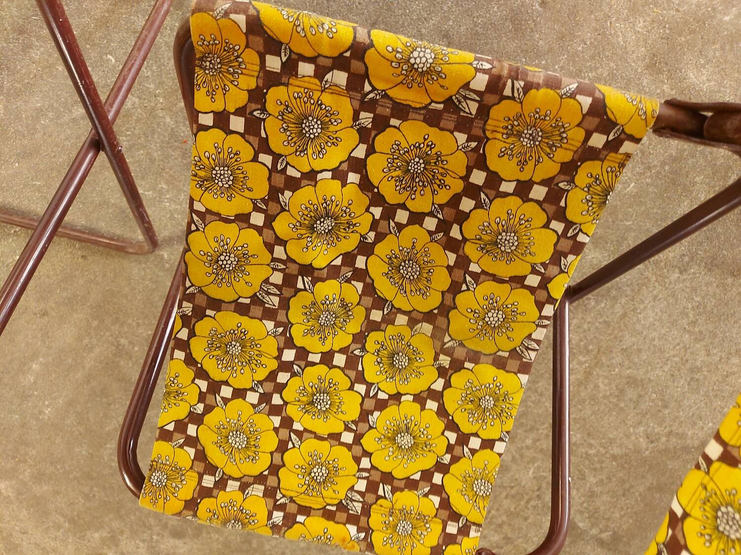 2 vintage folding camping chairs