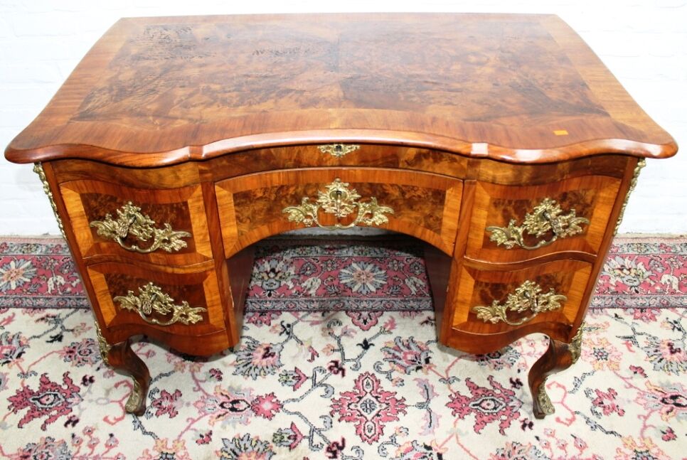 Bureau de Dresde du 18ème siècle.