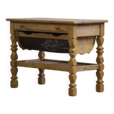 Table basse en chêne danois vintage des années 1960, style brutaliste du milieu du siècle, dans le style de Kjærnulf.