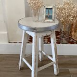 Trendy Wabi Sabi stool