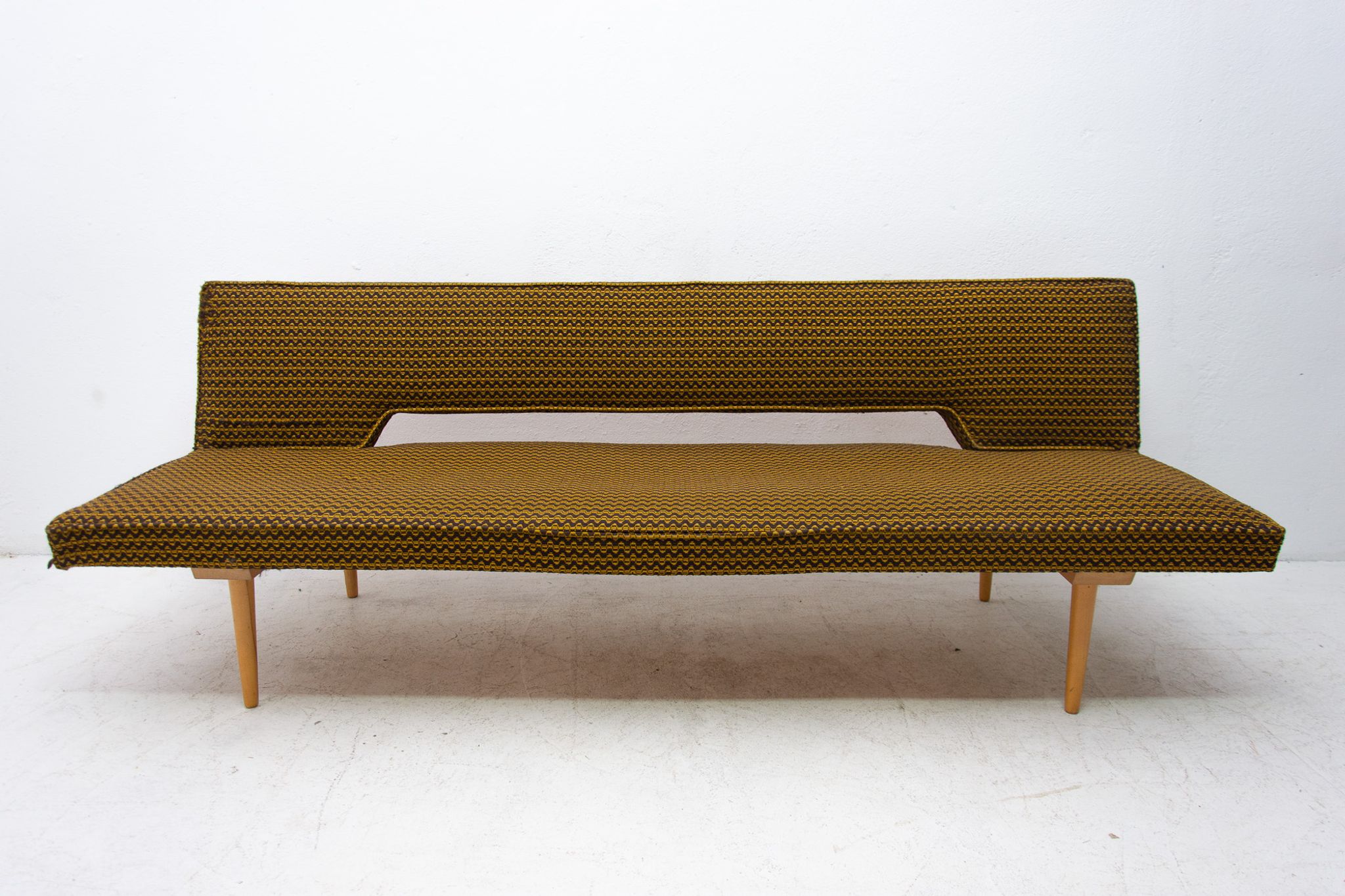 Canapé réglable du milieu du siècle par Miroslav Navrátil, années 1960, Tchécoslovaquie