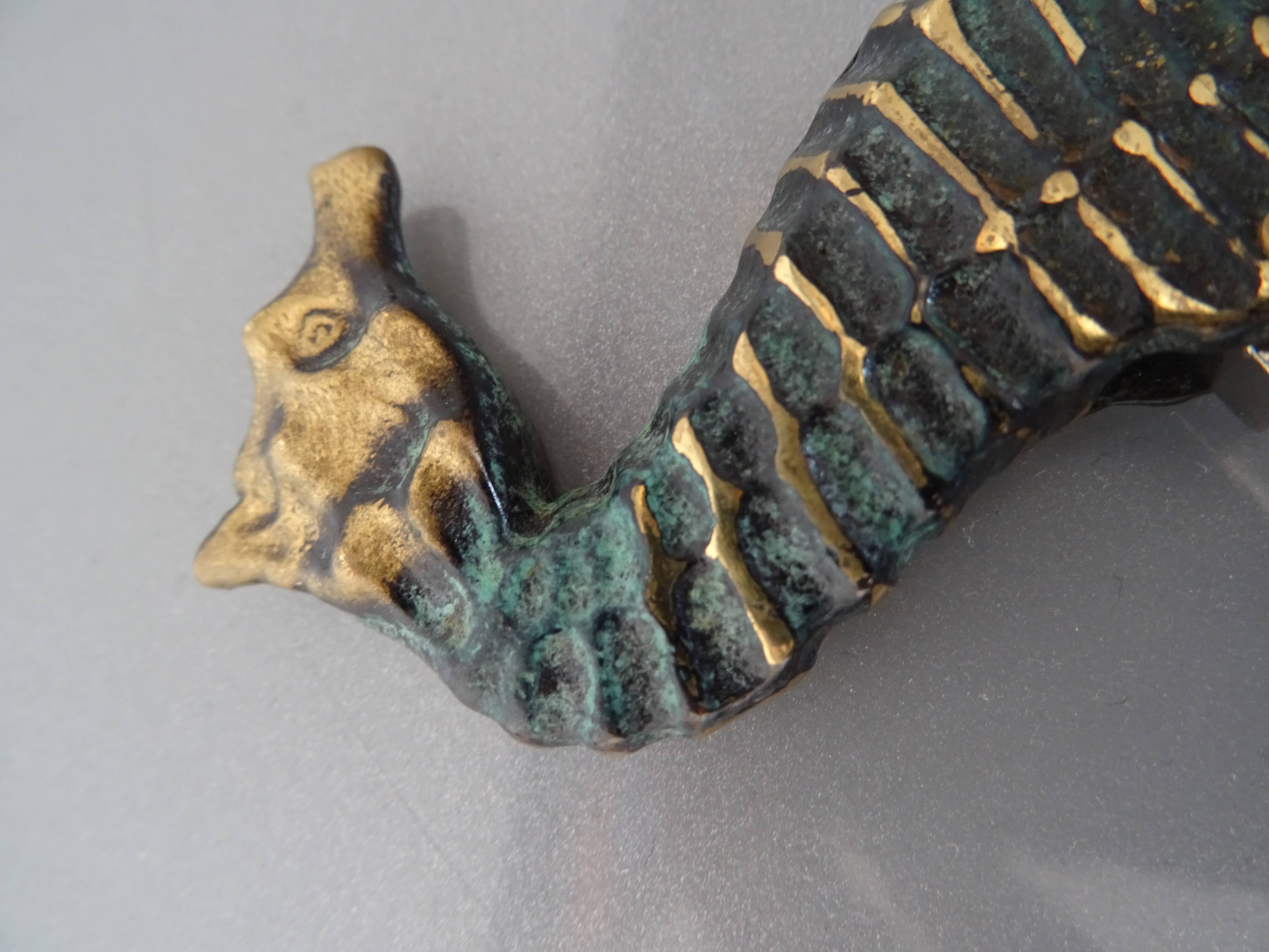 Old corkscrew corkscrew in bronze