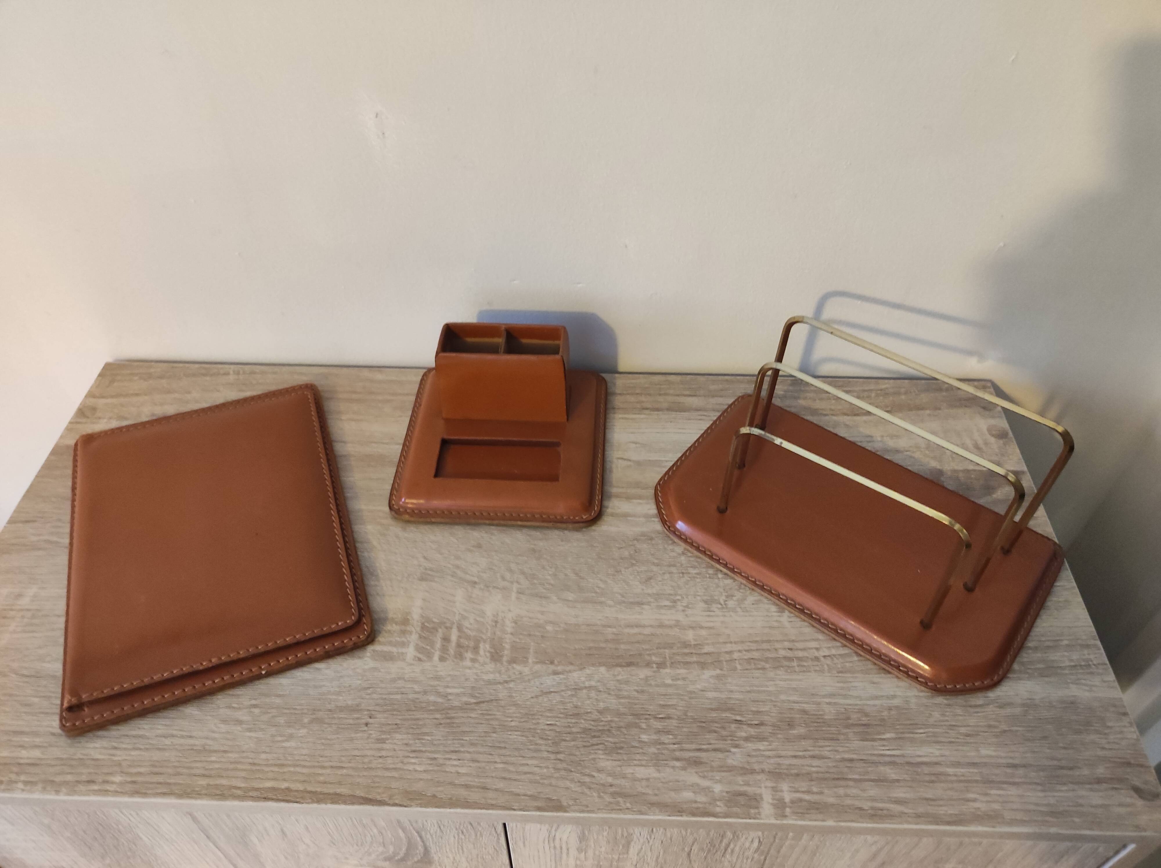 Set accessories office set quilted leather