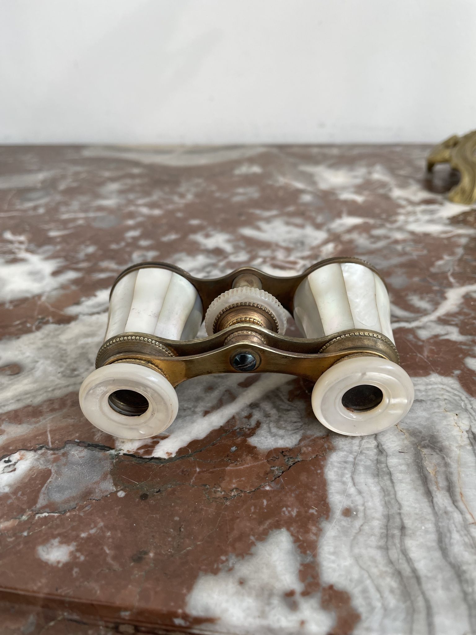 Opera binoculars in Mother-of-Pearl and Brass - authentic - Early XXth - France