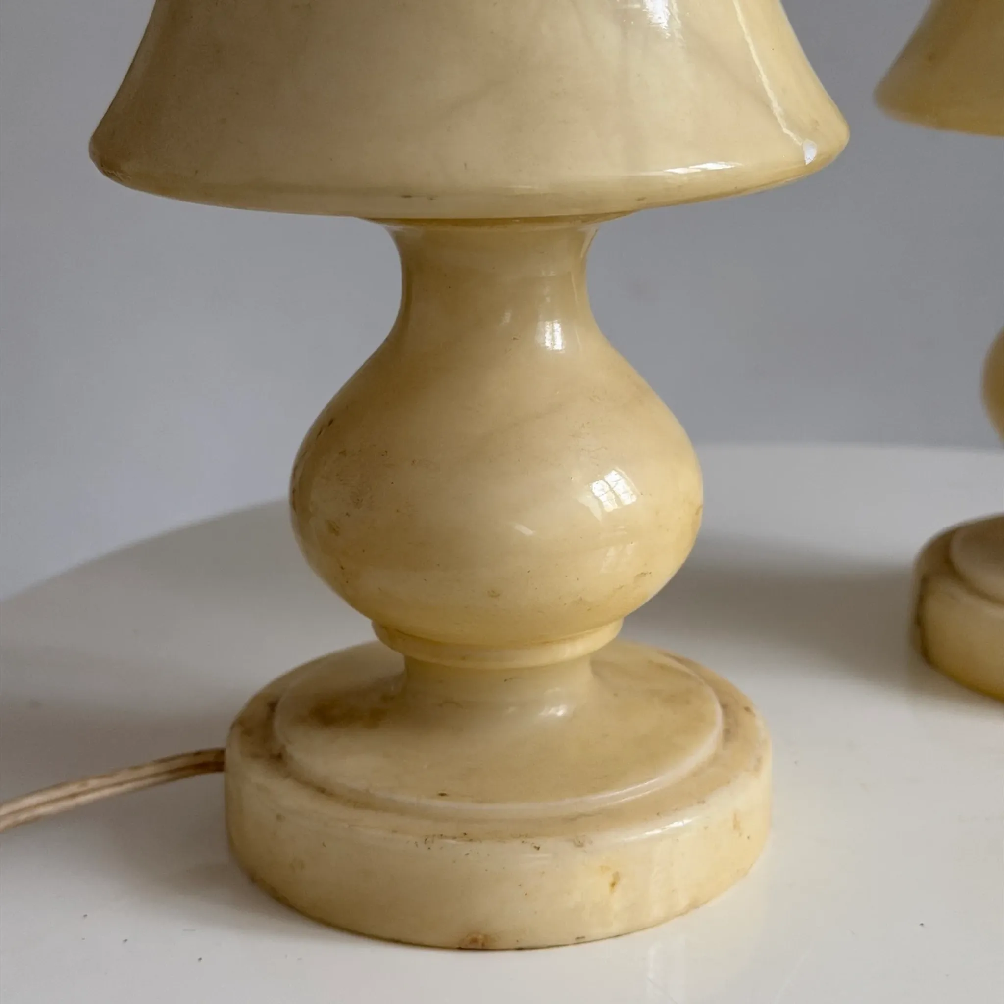 Pair of vintage alabaster lamps from the 1960s.