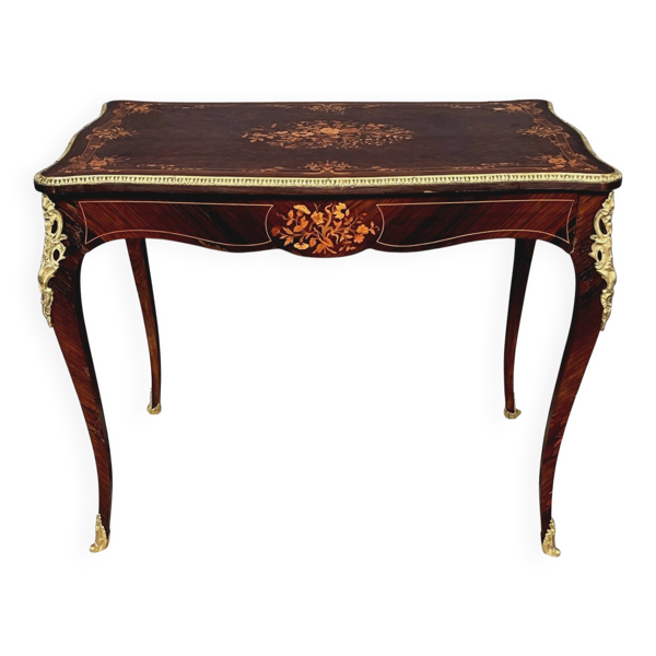 Bureau de dame de style Louis XV.