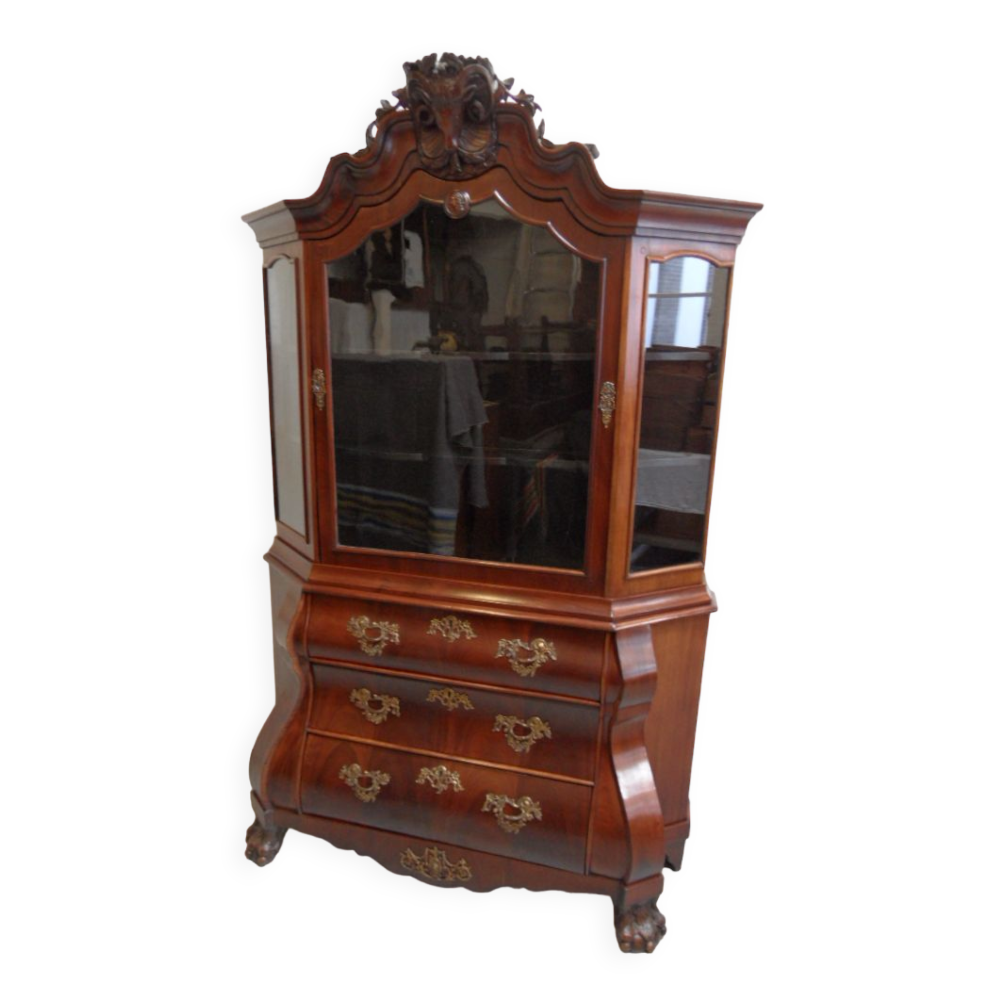 Cabinet en porcelaine d’acajou antique