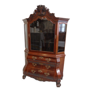 Cabinet en porcelaine d’acajou