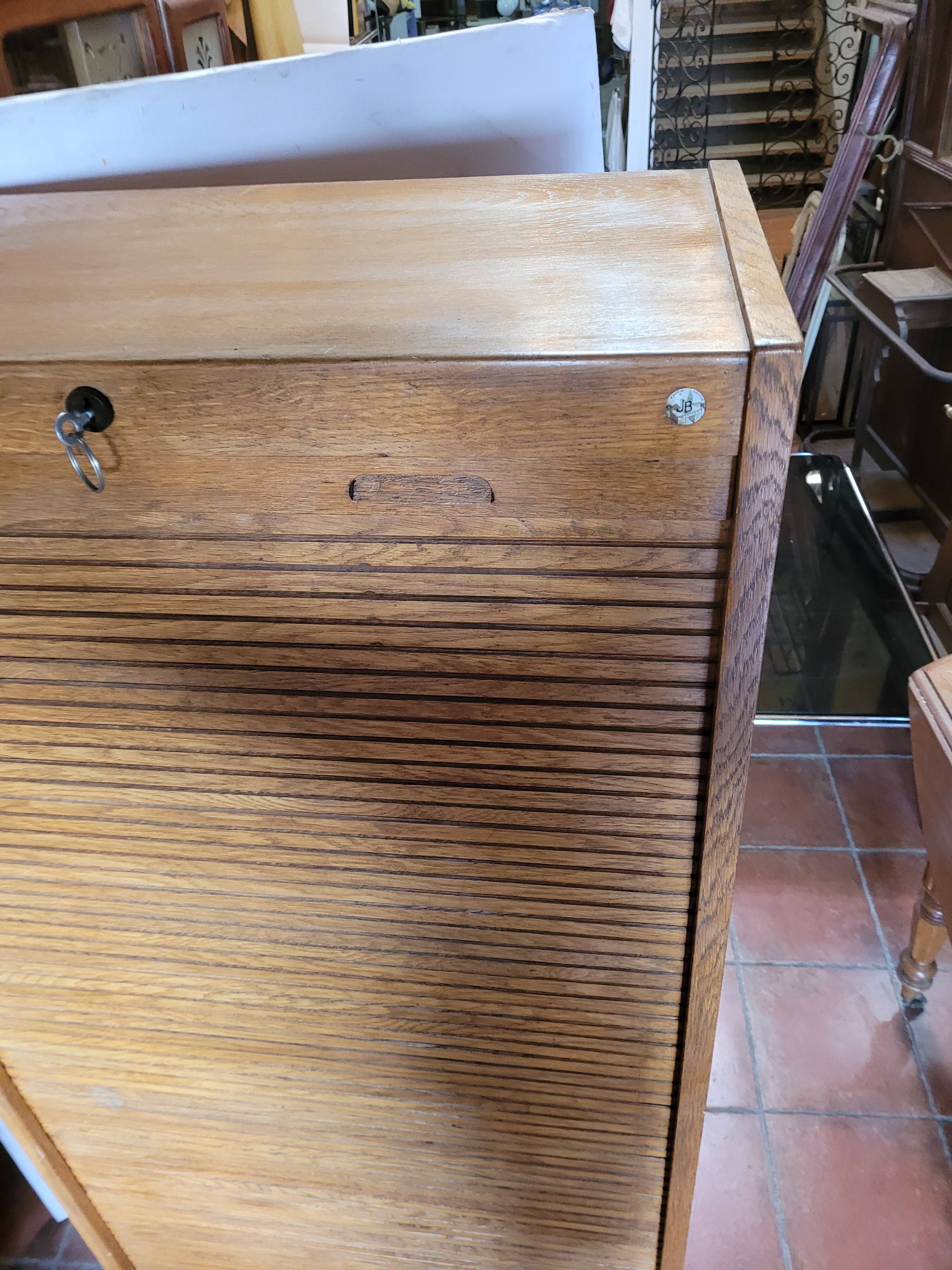 Old oak curtain binder