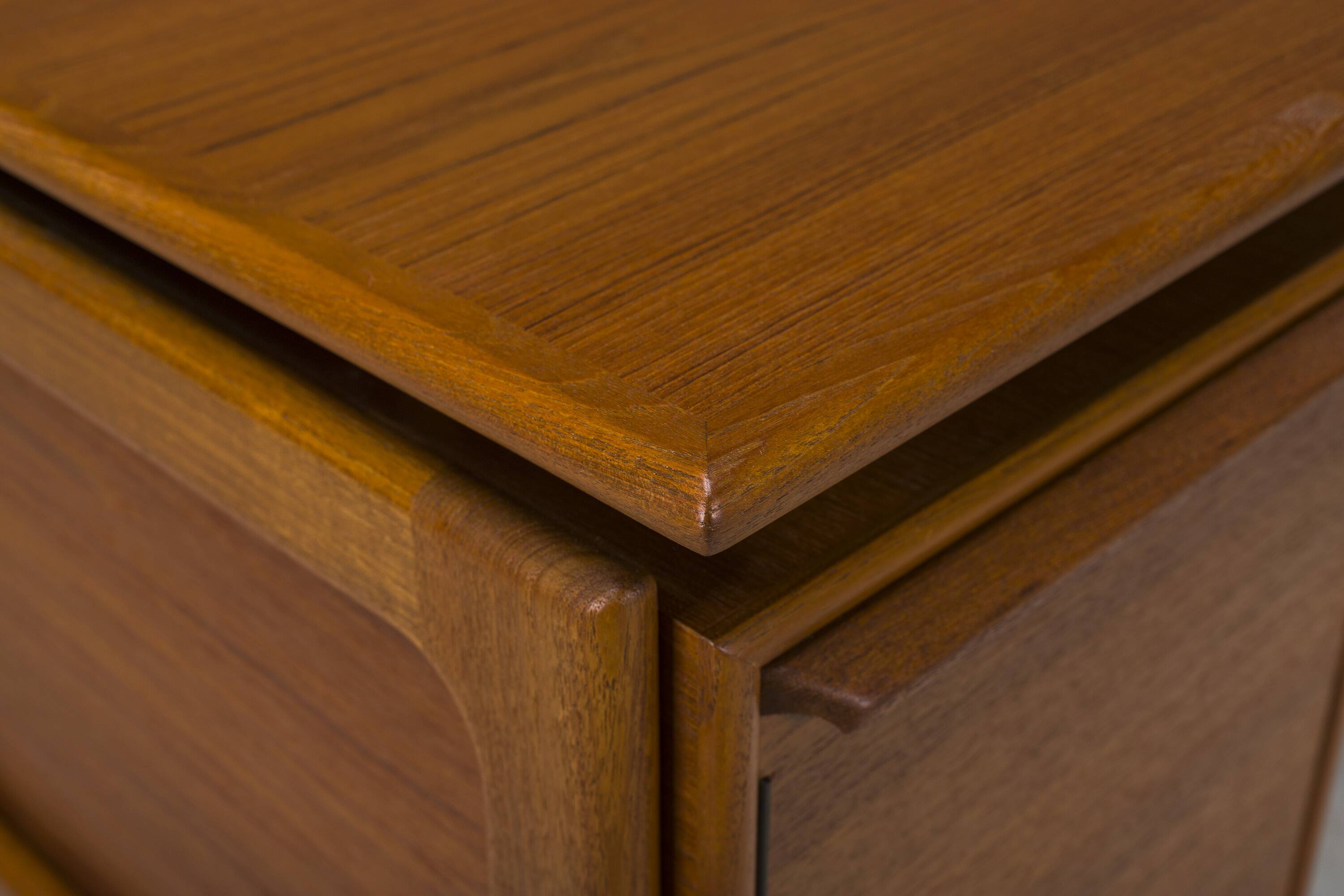 Mid-Century Teak Desk from GV Møbler, 1970s