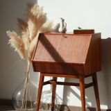 Secretary Beautility