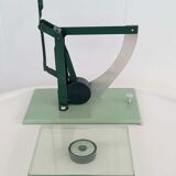 Vintage posso balance letter weighs