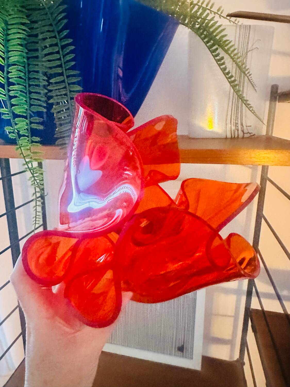 Guzzini plexiglass vase, 70s