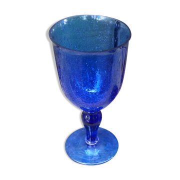 Verre géant  ou photophore en verre bullé biot bleu, vintage 1960