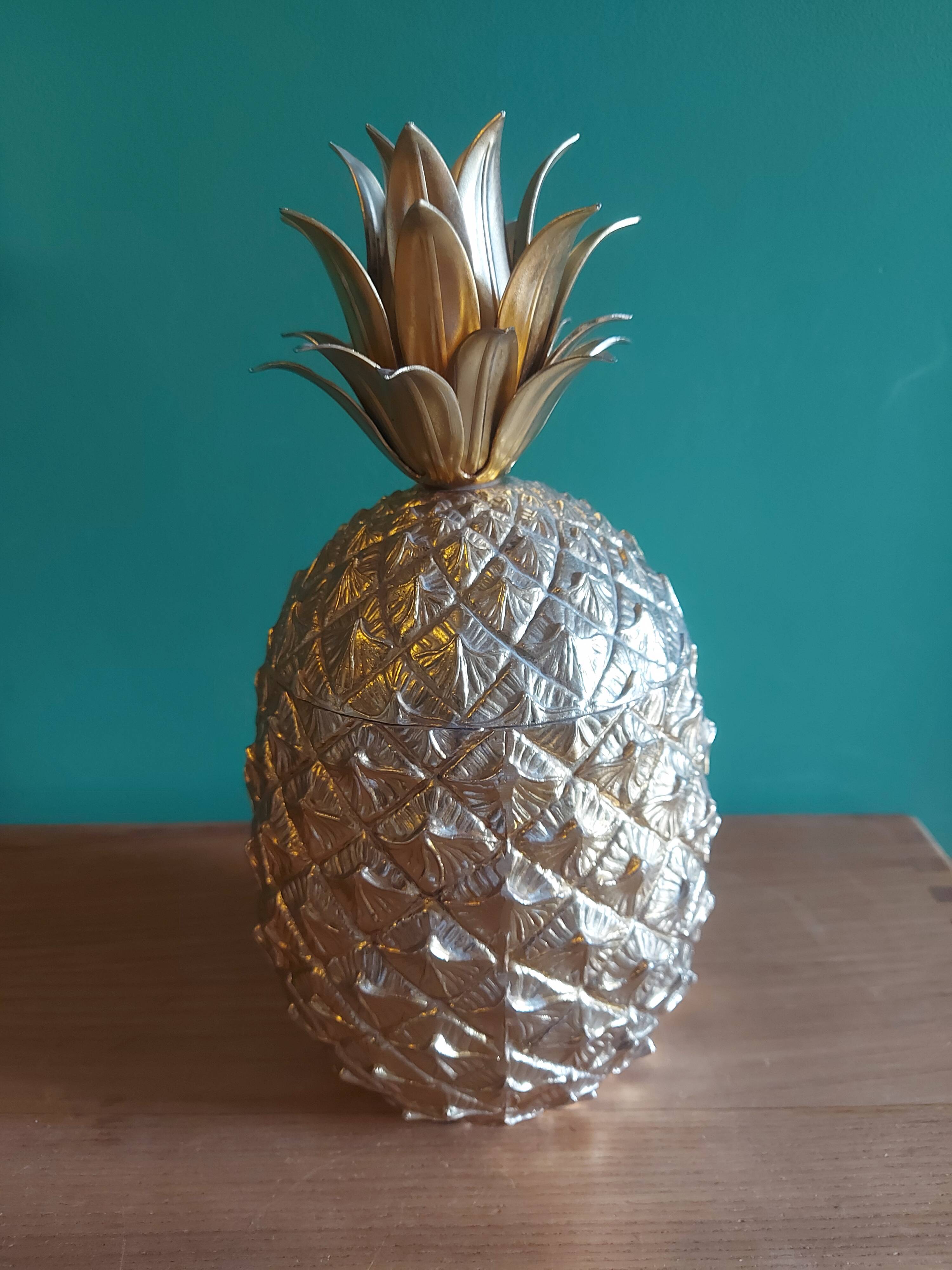Pineapple ice bucket in golden metal Mauro Manetti