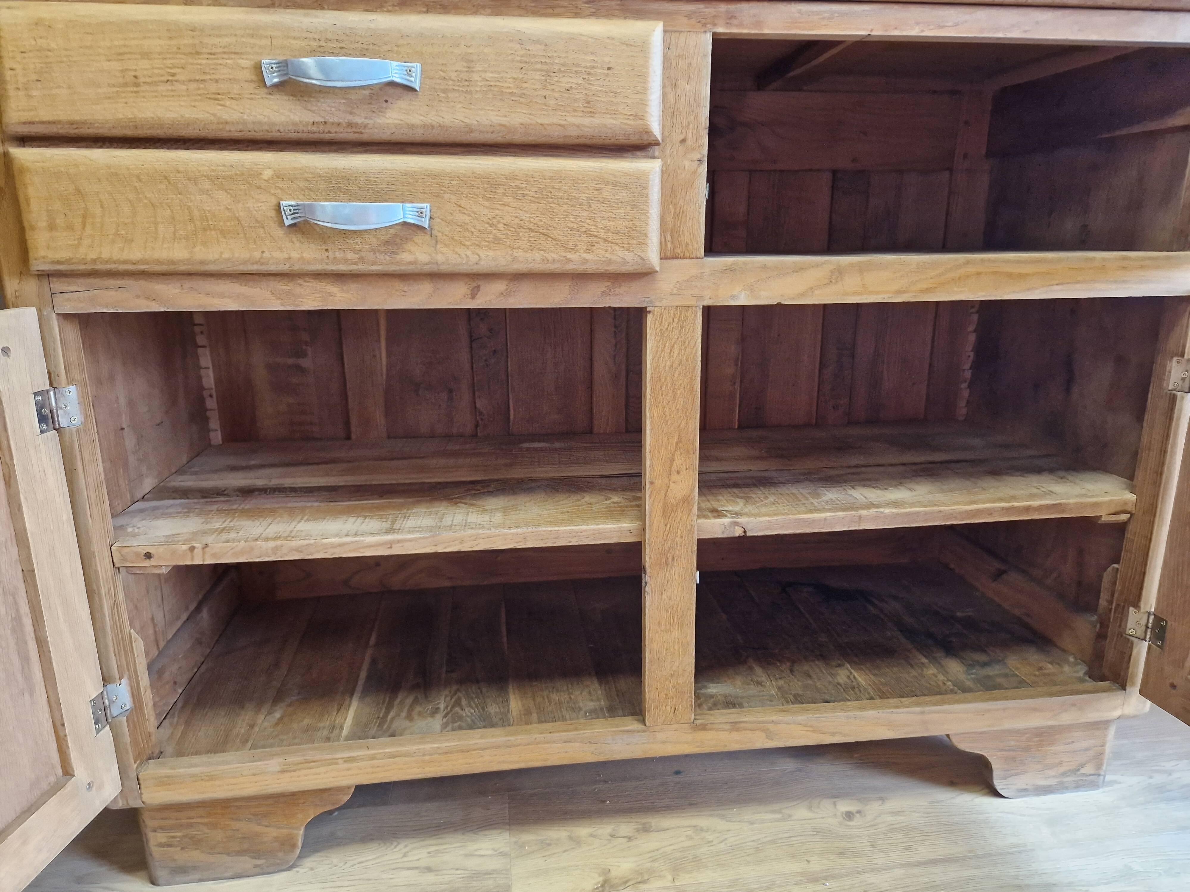 MADO oak dresser