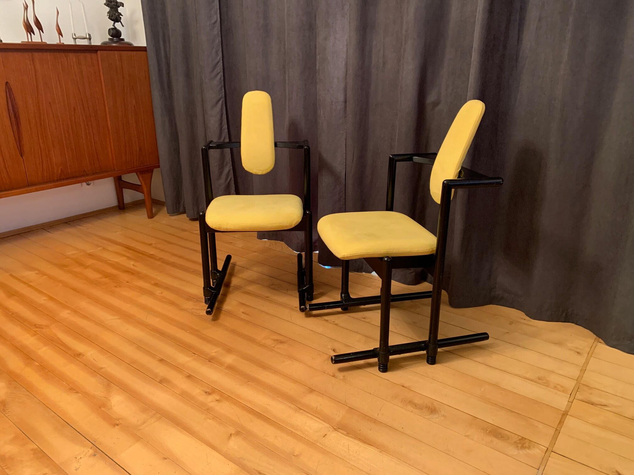 Pair of Flysit armchairs by Peter Opsvik Stokke Norway 1990s