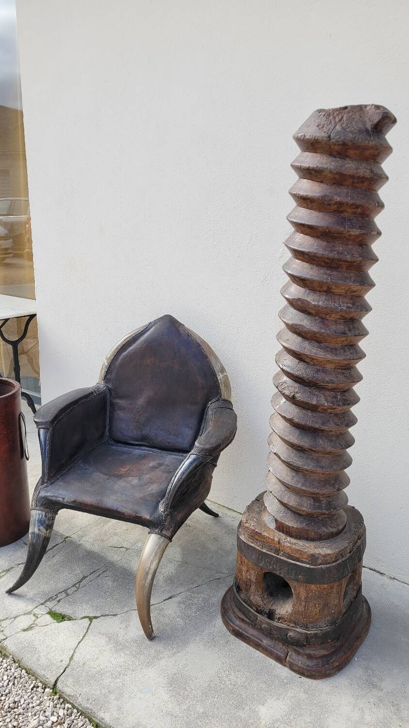 Fauteuil en corne et cuir ancien - 1950s