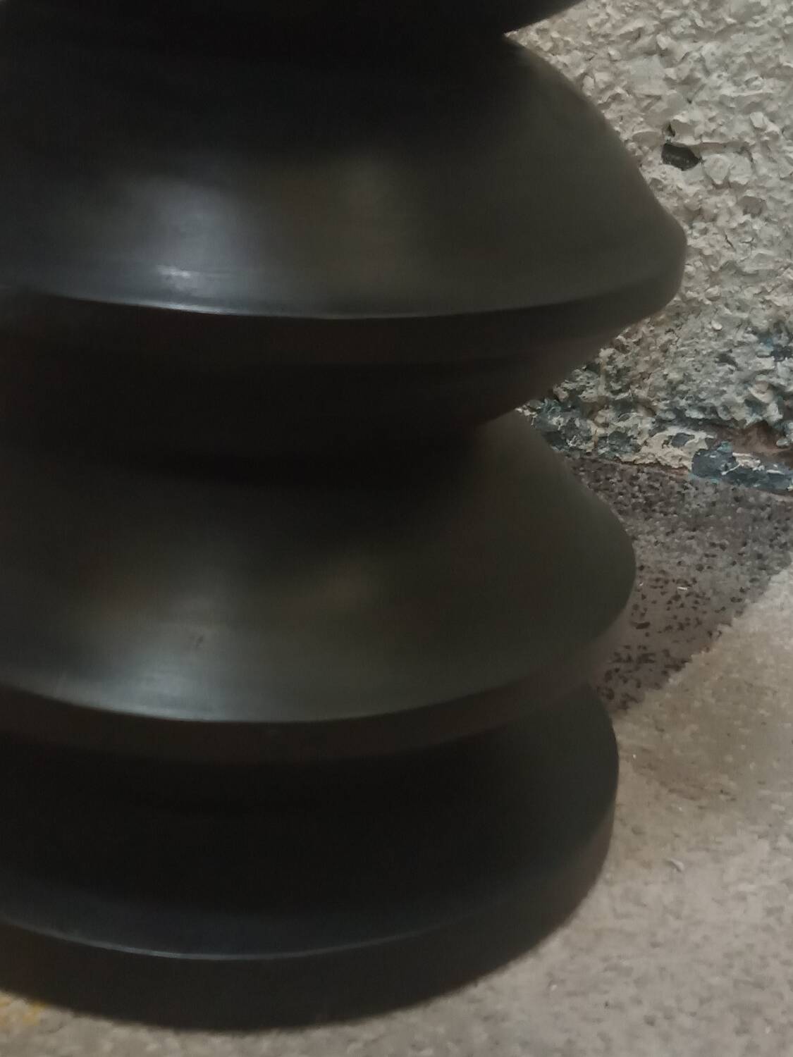 Tabouret en bois massif