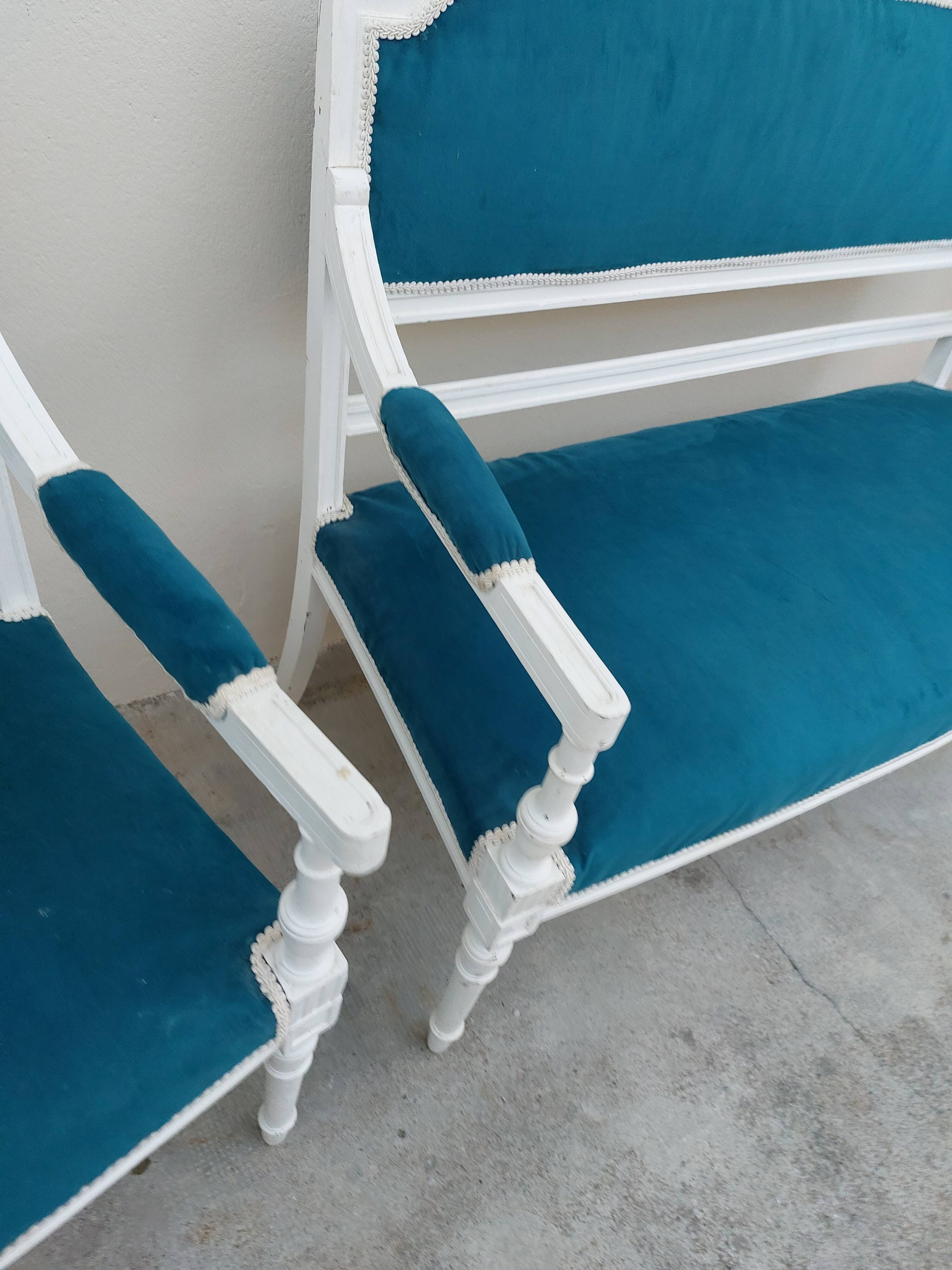 Louis XVI style living room set with bench and 2 armchairs