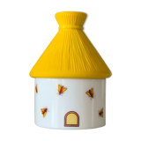 Former pot formed beehive in vintage opaline