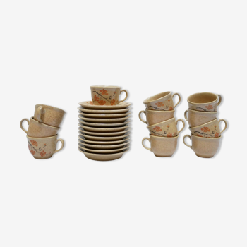 Série de 12 tasses vintage en porcelaine par la Maison Revol, France