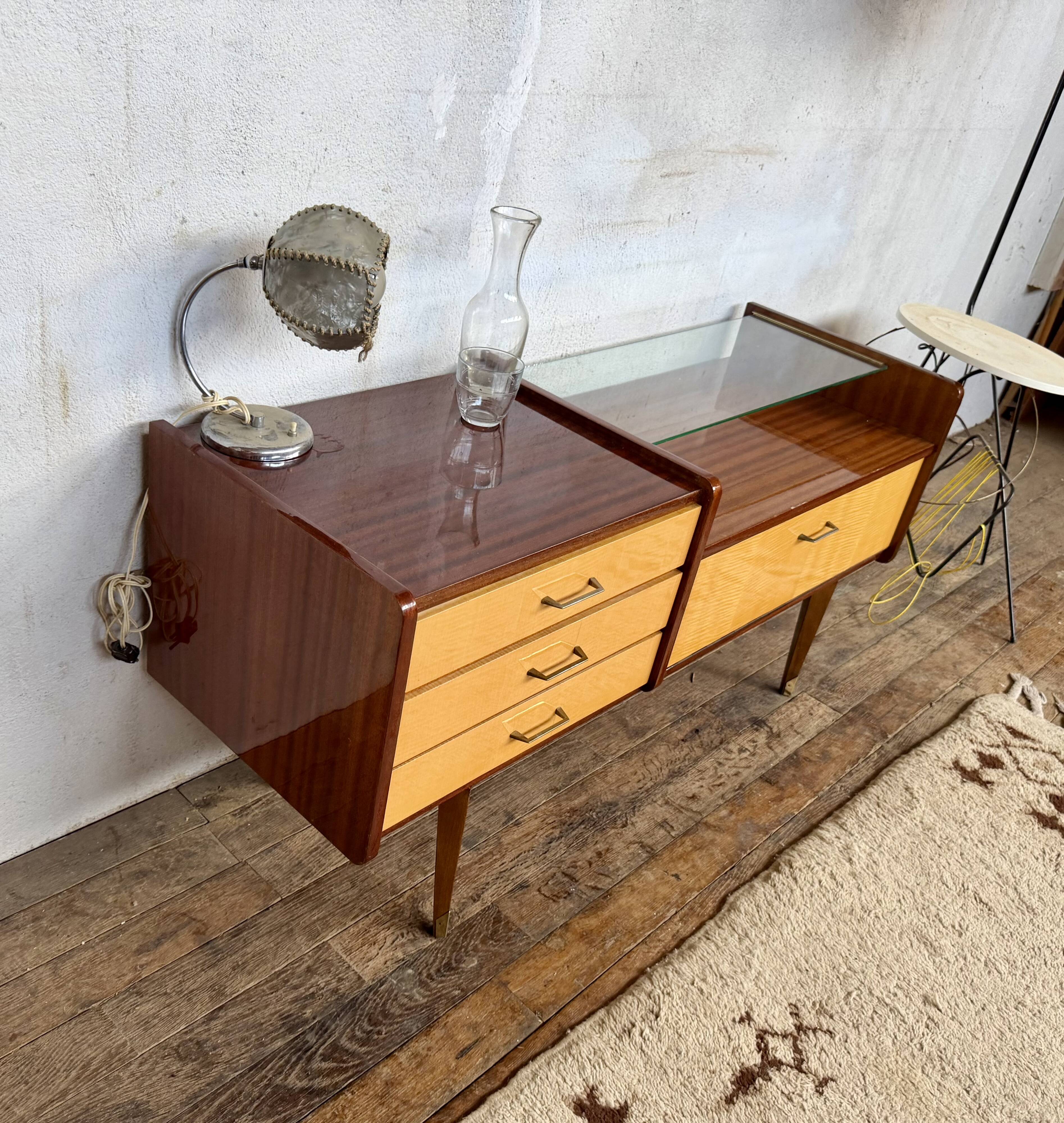 Enfilade vintage bicolore – Plateau en verre – Design rétro chic