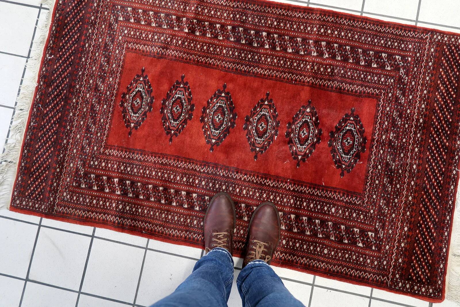Handmade vintage Uzbek Bukhara rug 91cm x 155cm, 1950s