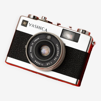 Yashica Electro 35 MC