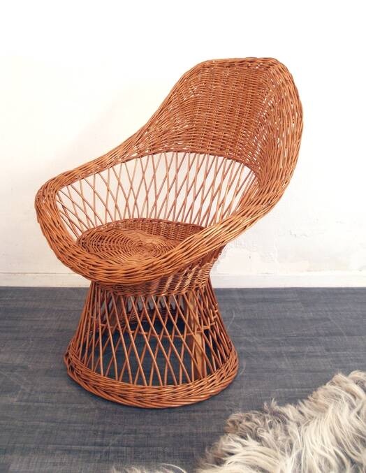 Seventies rotan mid century chair