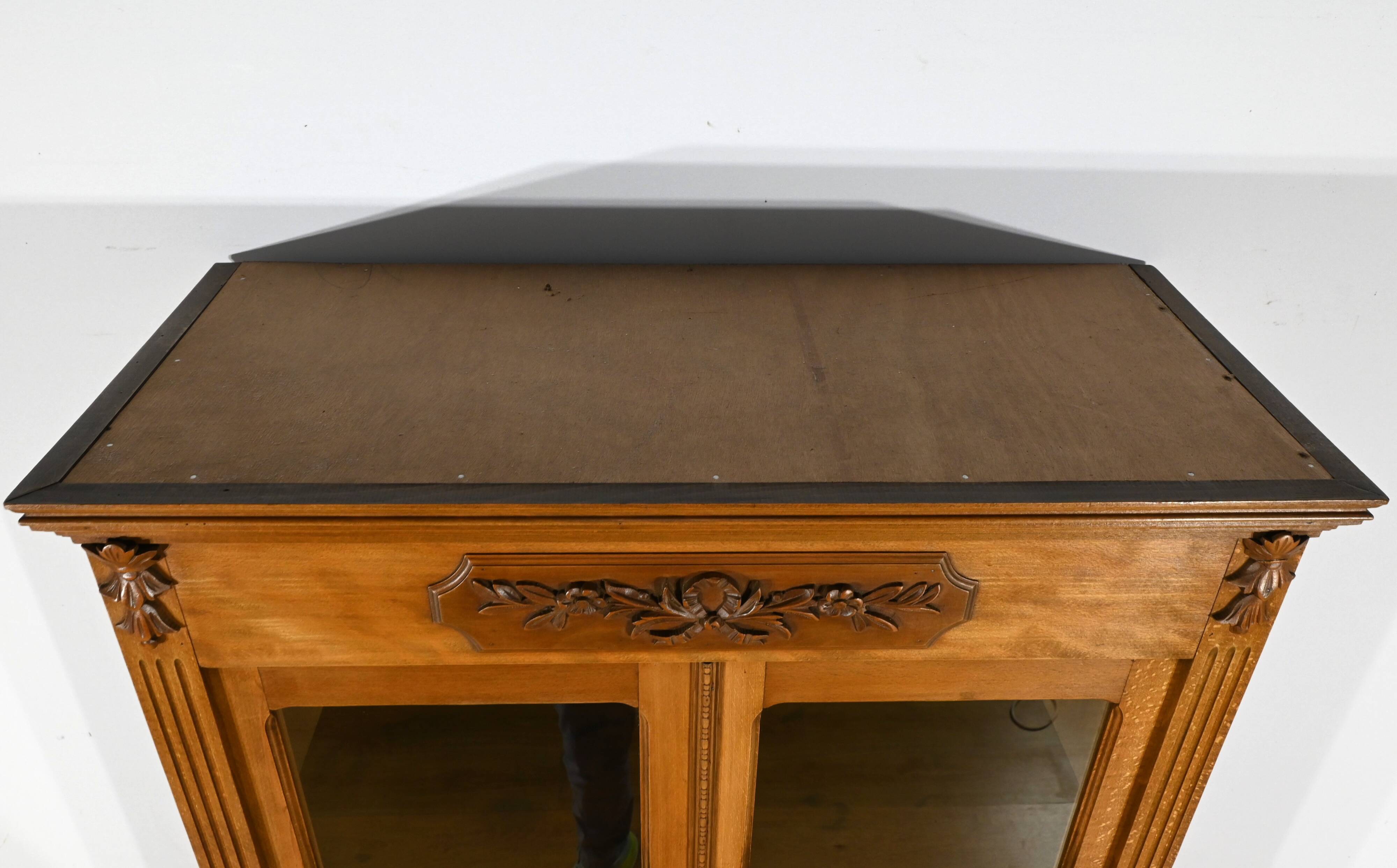 Stained beech bookcase – 1920