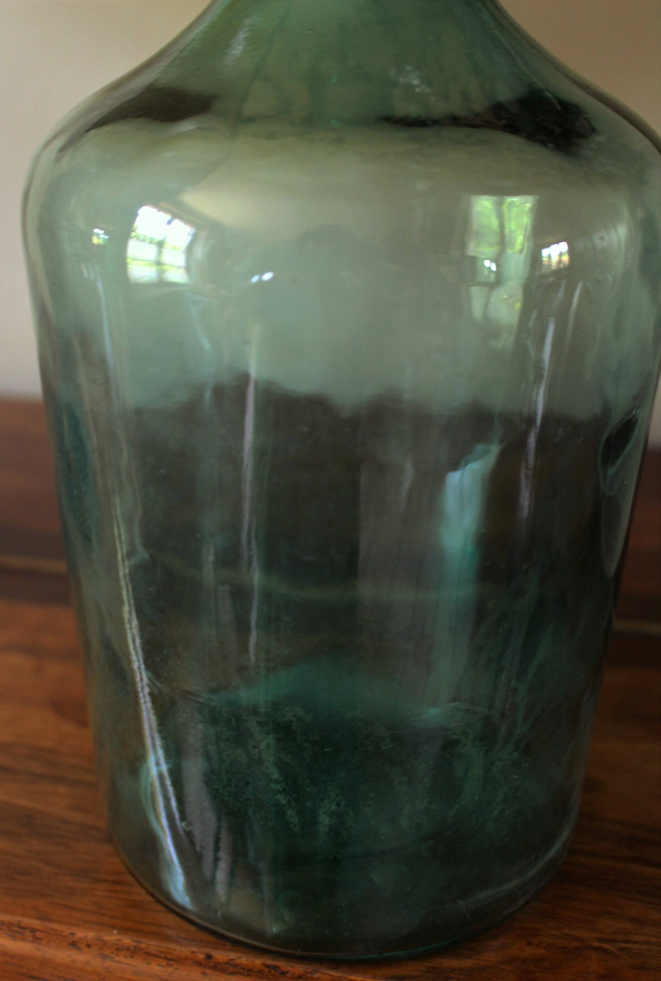 Green glass demijohn 2 L Viresa