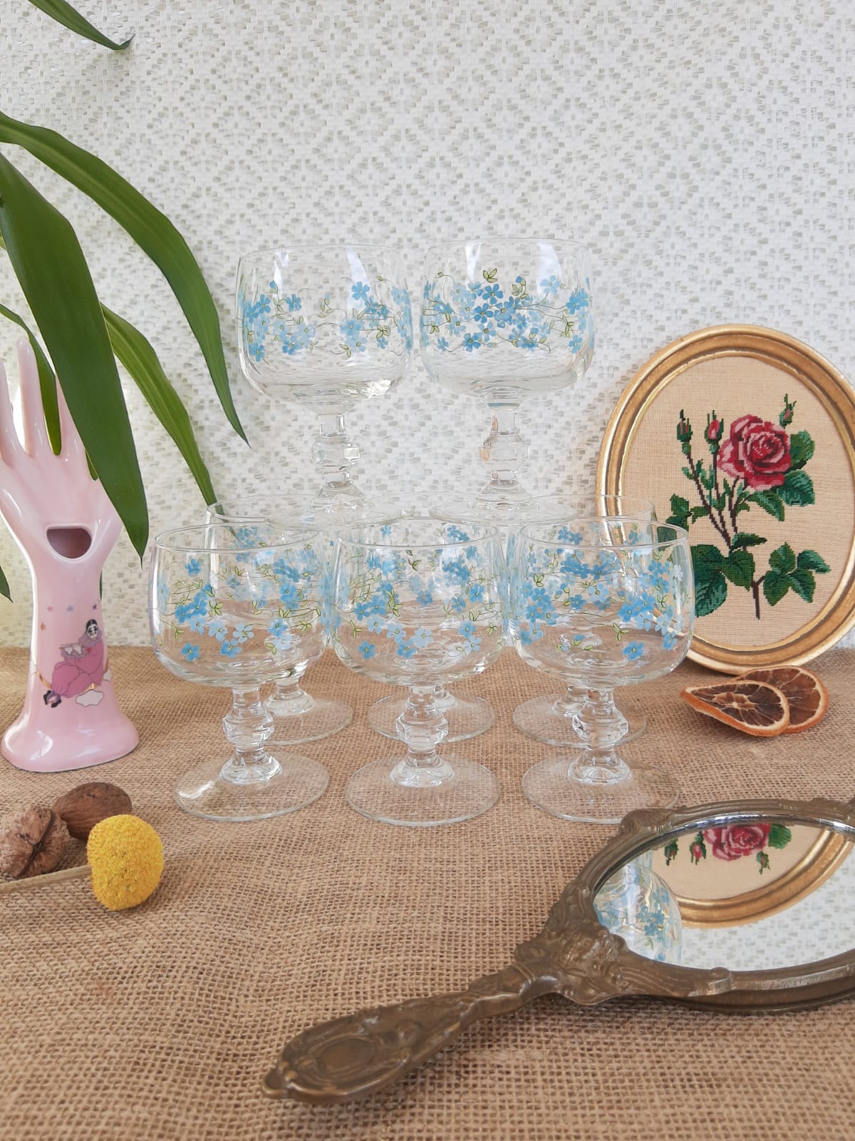 Ensemble de 8 verres à vin ballon Myosotis Veronica vintage