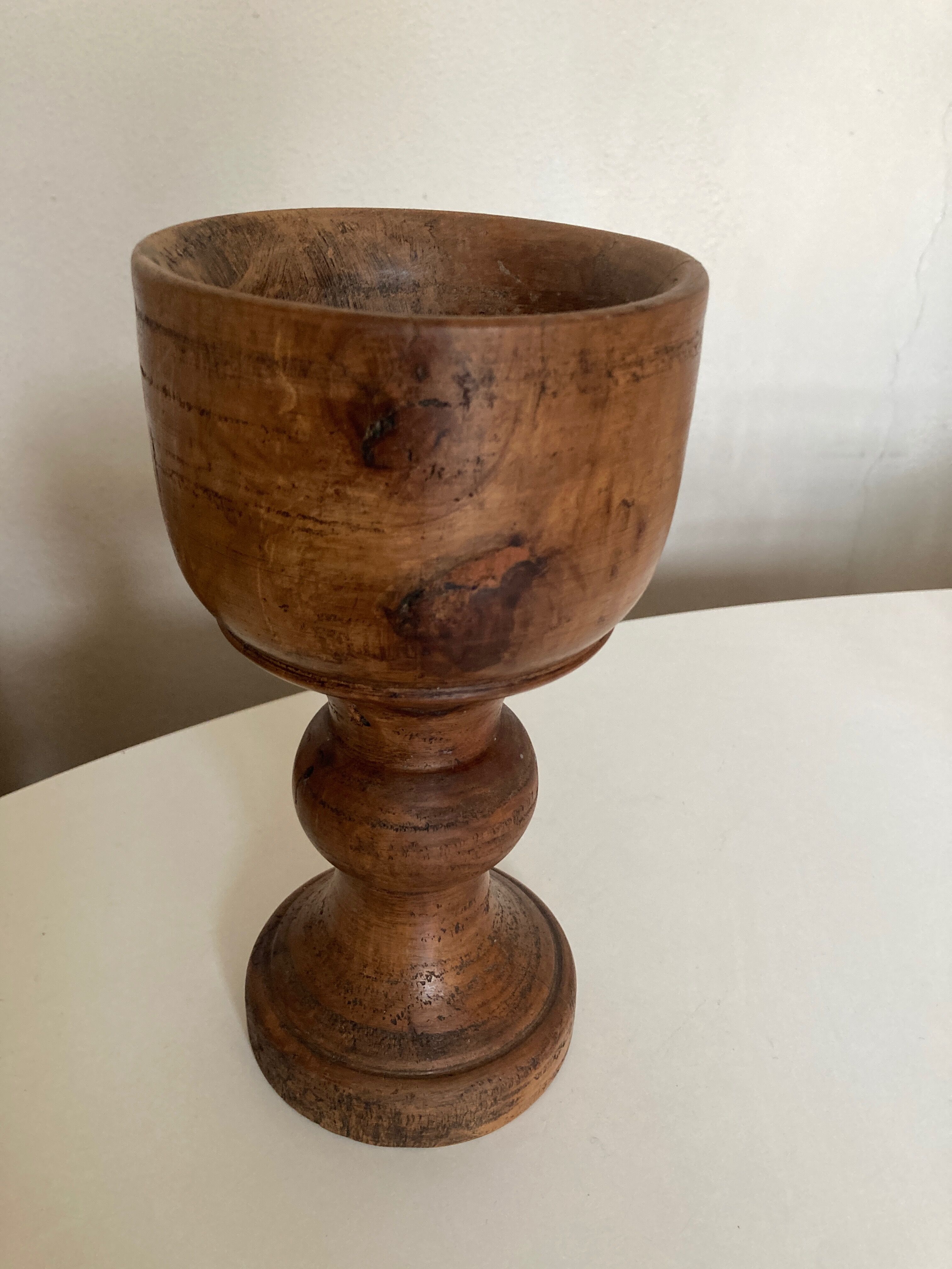 Pot cover 19th neo classic solid wood turned H24cm