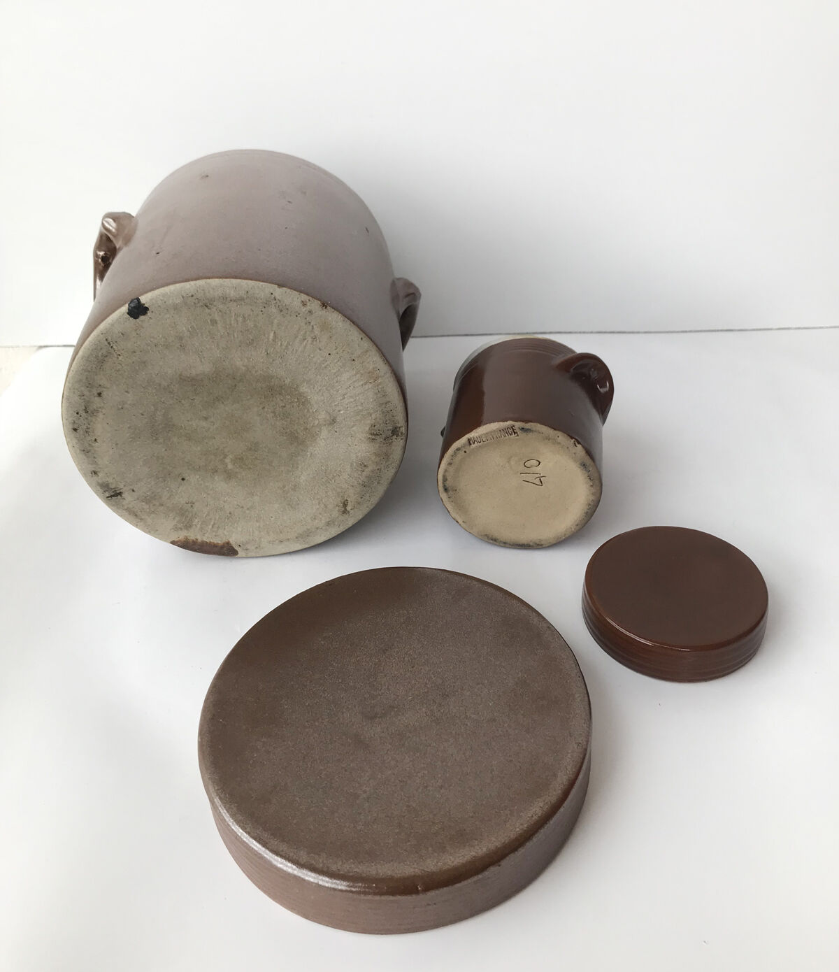 Lot of 2 old sandstone pots